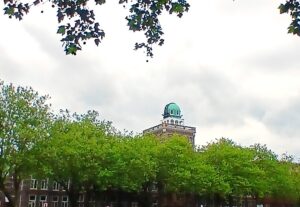Kanaalweg 4, een bijzonder gebouw